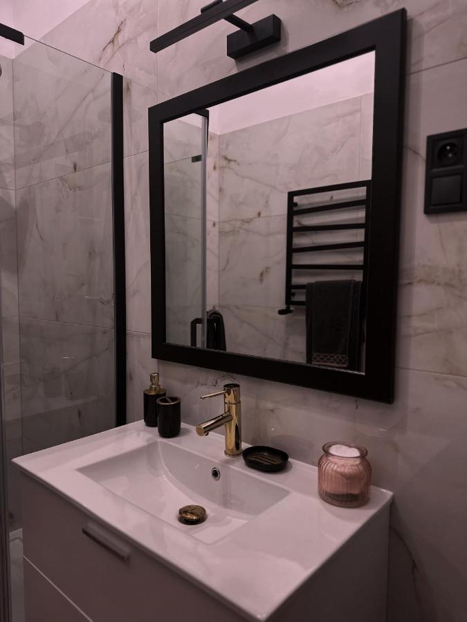 Apartmán Loft Przy Placu Niepodleglosci Jelení Hora Exteriér fotografie
