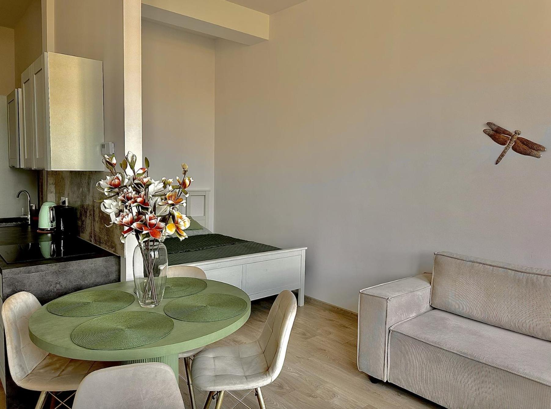 Apartmán Loft Przy Placu Niepodleglosci Jelení Hora Exteriér fotografie